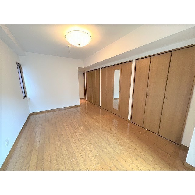 レジデンス等々力 １０帖