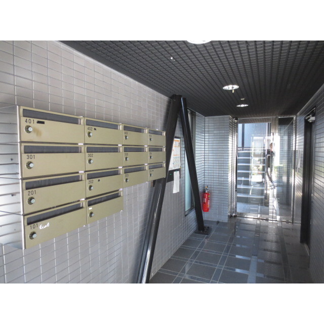 マツマルヒルズ3階 外観