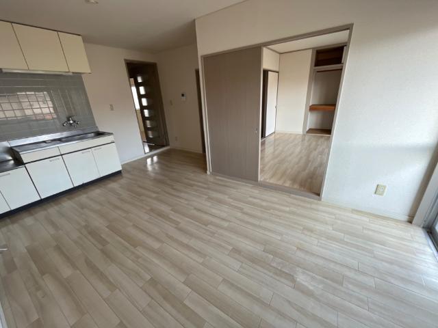 グリーンヒルズ香川 リビング