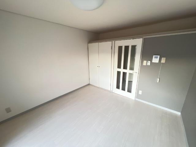 グレースカーサⅢ106号室 室内