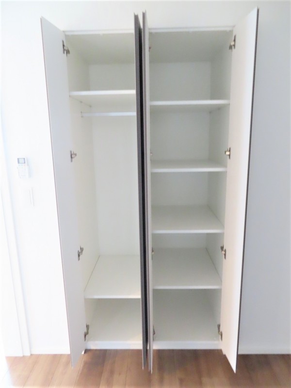 ロイジェント志村坂上3階 収納