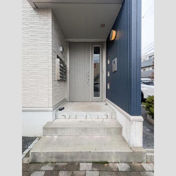 ガーデンクレール206号室 エントランス