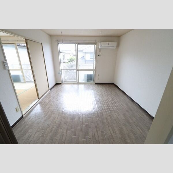 グリーンハイツ202号室 洋室