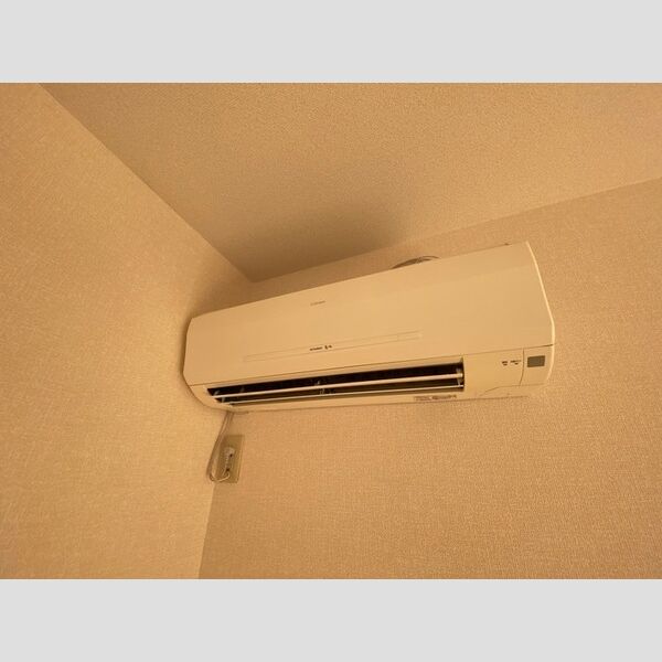 グランディール坂戸三光201号室 エアコン