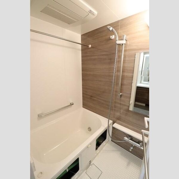 響409号室 追焚・浴室換気乾燥機付バスルーム