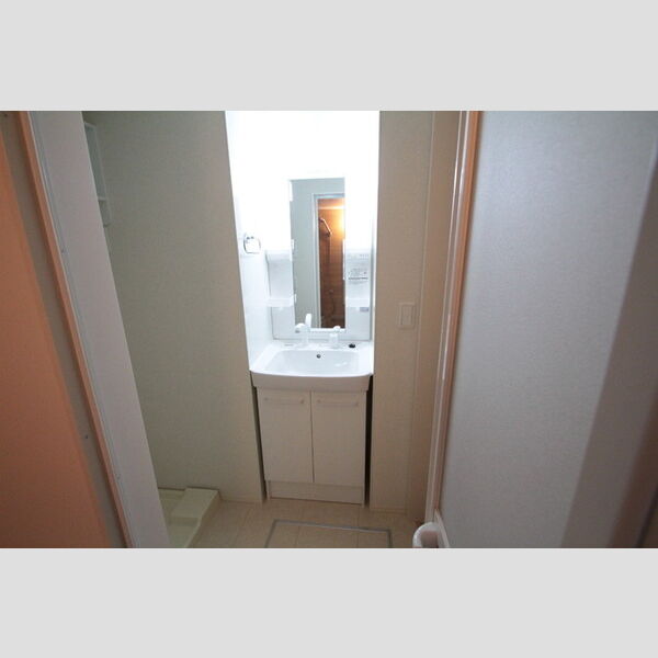 ルピナ 朝シャンらくらく洗髪洗面化粧台♪