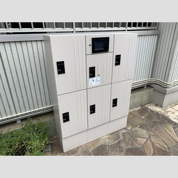 ステラタウン デネボラ 宅配ボックス