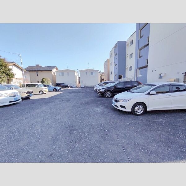 サンウィングS Ⅱ201号室 駐車場