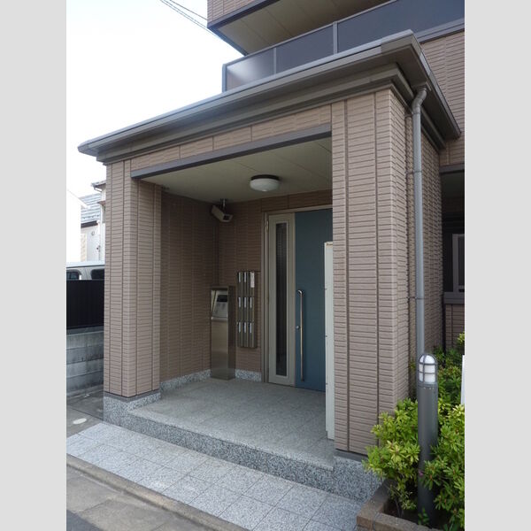 ソレーユ タダ エントランス