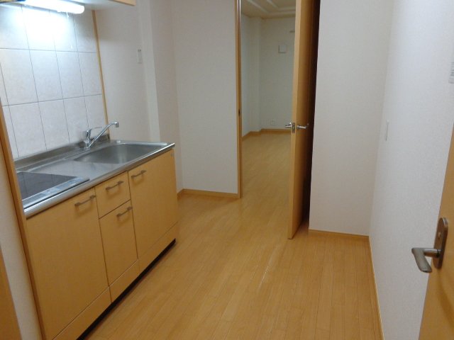 ベルローズ00102号室 キッチン