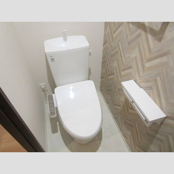 ラ・ペッシュ107号室 温水洗浄暖房便座