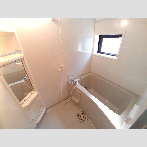 サザンクロス202号室 浴室乾燥機と追い焚き機能付