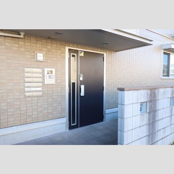 バリスサイト　A102号室 エントランス