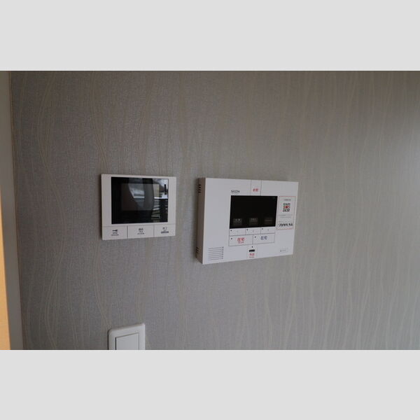 マ・メゾン鵠沼花沢　B205号室 セコムのセキュリティシステム、TVインターフォン