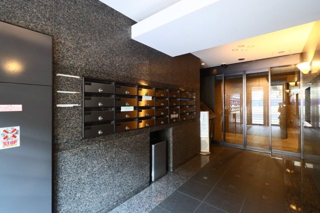 ルーブル高円寺伍番館3階 ロビー