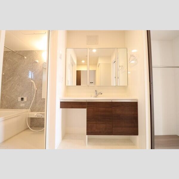 ボヌール302号室 洗髪洗面化粧台