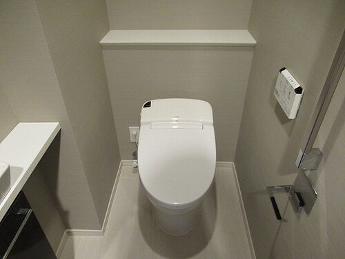 シティハウス目黒ザ・グランド7階 洗浄便座付き