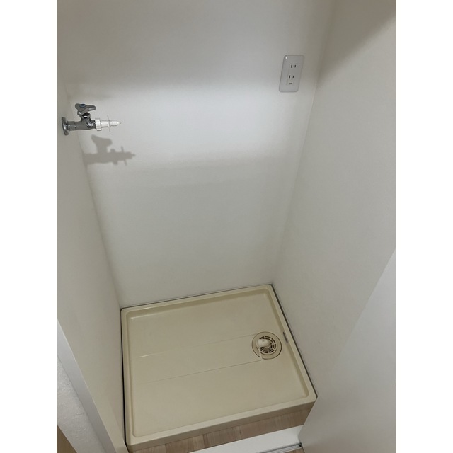 ヴィア明大前0603号室 洗濯機置場
