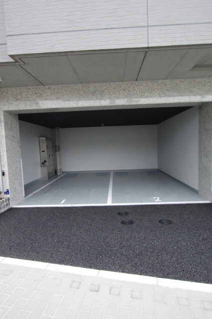 フュージョナル王子RICOTT 駐車場