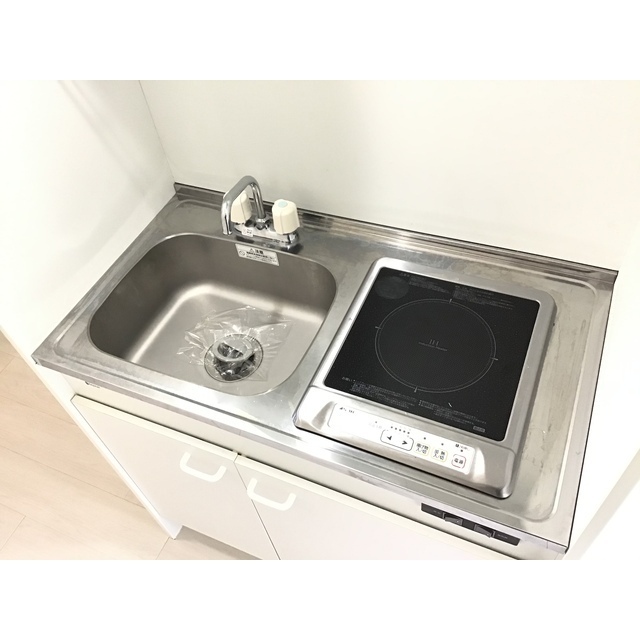 スリーパインズ103号室 キッチン