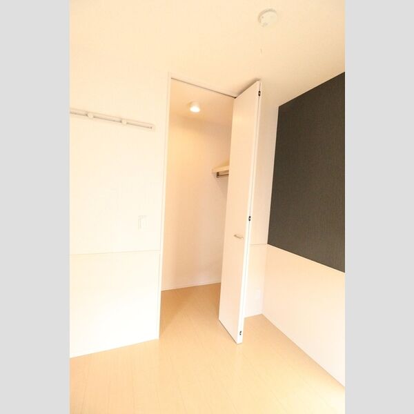 クオリタ・ルル クローゼット