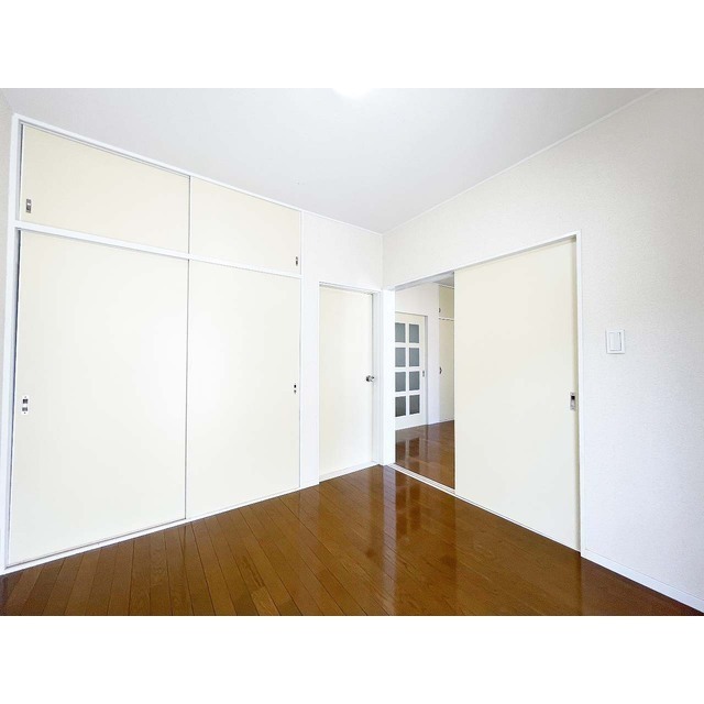 メゾンレジーナ 収納