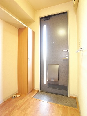 アクシーズ東大宮 玄関