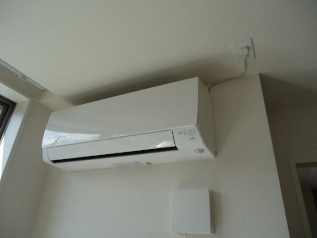 Ｃｈａｒｍｅ　Ｓｕｅｎａｇａ302号室 エアコン