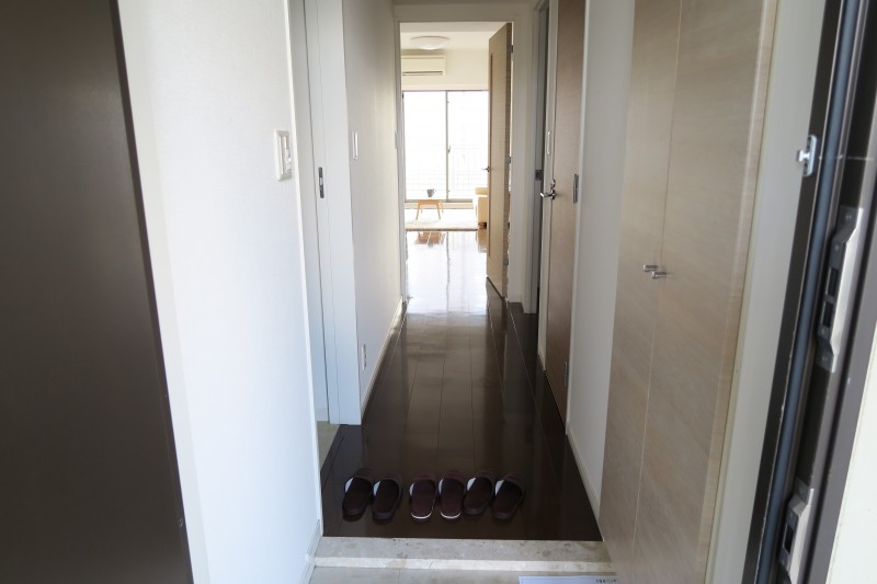 千葉ポートイースト8階 玄関