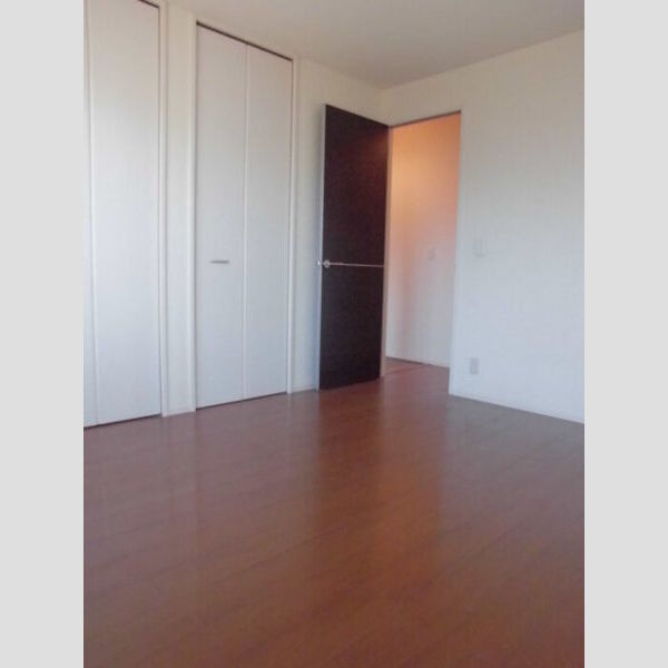 ブライトコート202号室 洋室