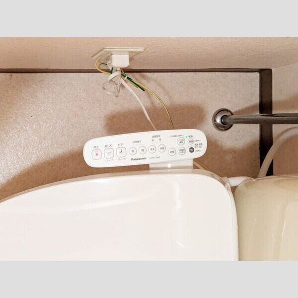 ハイムカメリア102号室 温水洗浄暖房便座