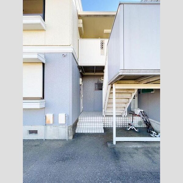 クレセントハイム エントランス