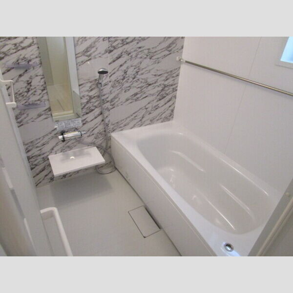 サンティエⅡ 追い炊き機能付バス