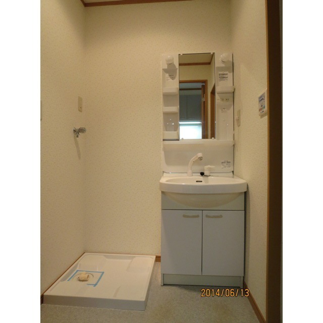 アムール Tea105号室 内観