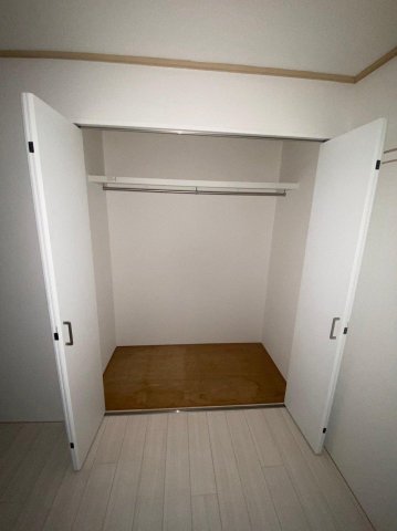 ヴィラ・グランドール301号室 収納