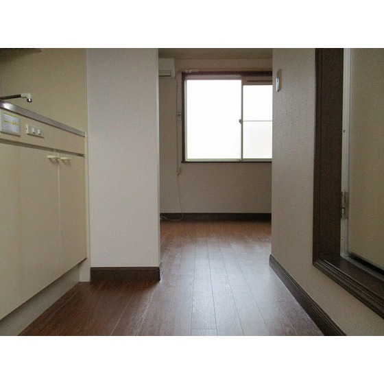 アーバンフラッツ 玄関（写真は別部屋です）