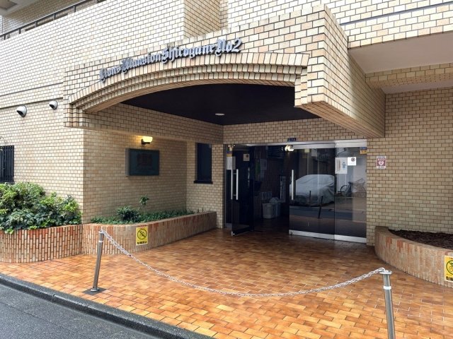 ライオンズマンション白金第2 エントランス