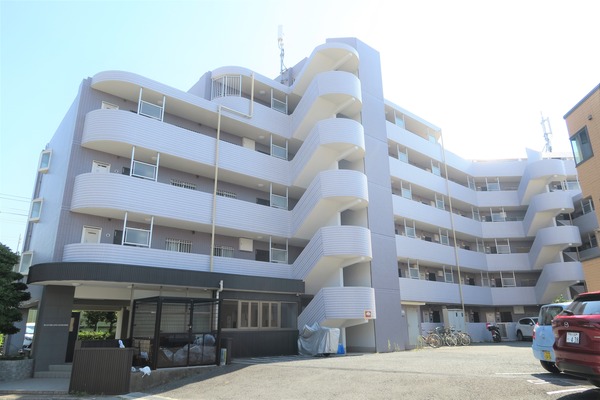 ブルームライフ市川の外観画像