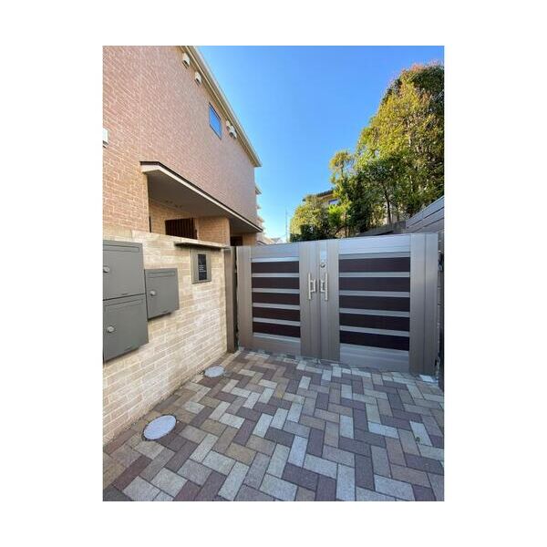 La　felice　vita201号室 エントランス