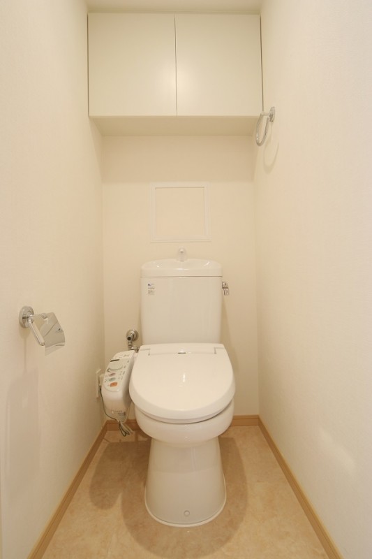 レジディア三軒茶屋 トイレ