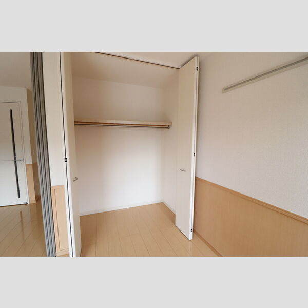 ルーチェおゆみ野 クローゼット