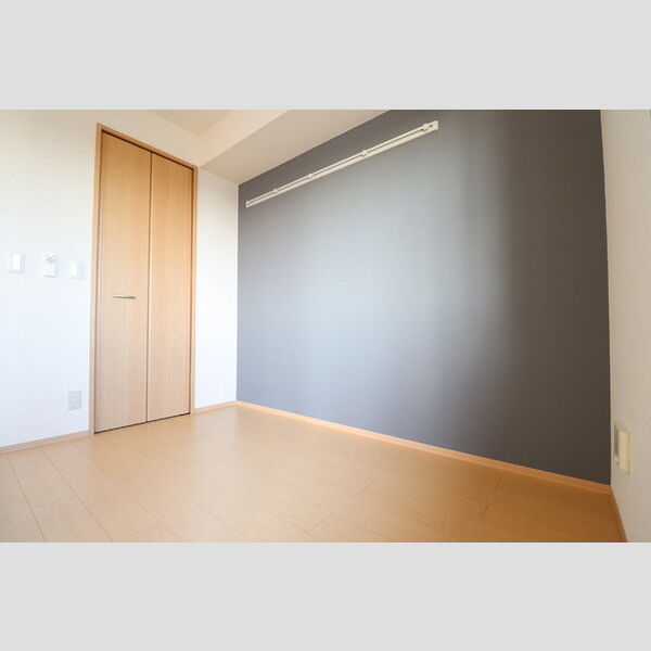 シーガル303号室 洋室