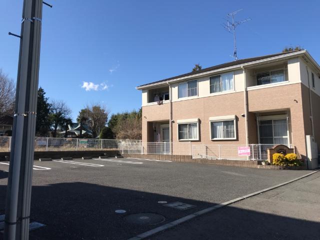 グリーンフォレスト 外観写真（昼）