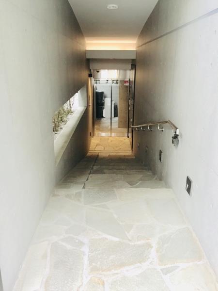 ハリーズ世田谷代田2階 エントランス