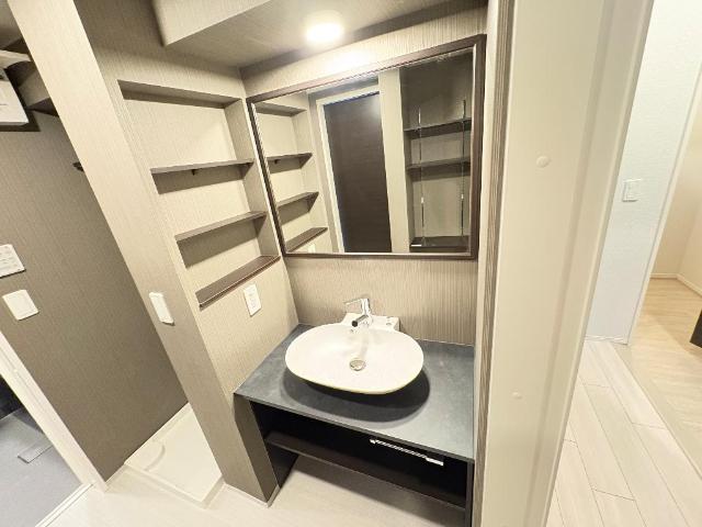 ラ・セルリアン（La Cerulean）303号室 洗髪洗面化粧台