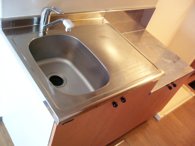 グレース吉岡0101号室 キッチン2