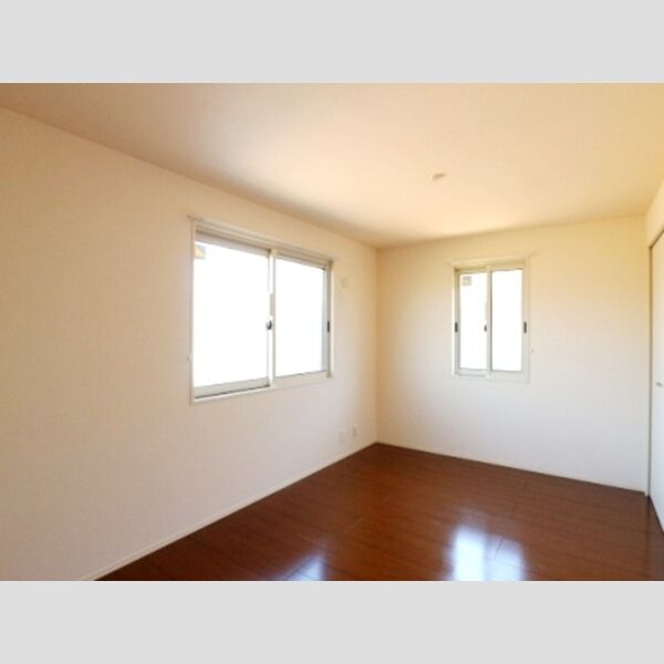 ボナール酒井根　Ⅲ号棟201号室 北側洋室