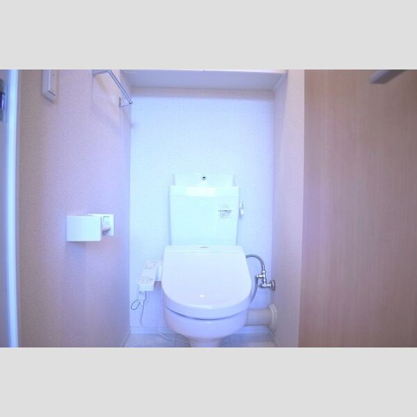 プリムヴェール　弐十壱番館 温水洗浄暖房便座