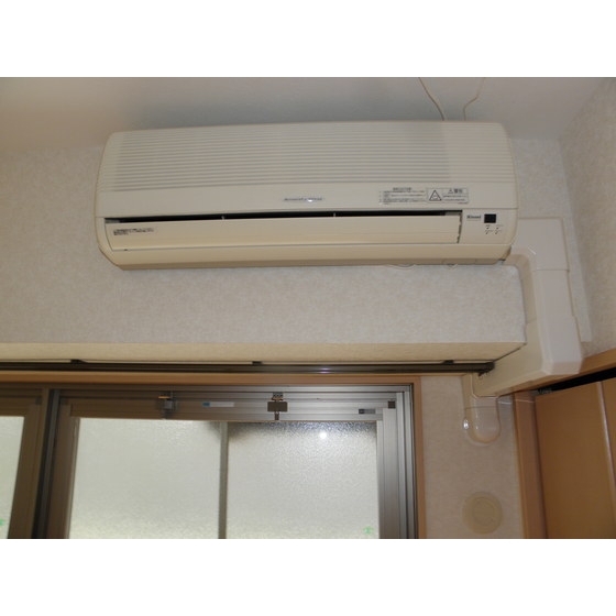 ラトゥール　レジュモー402号室 エアコン