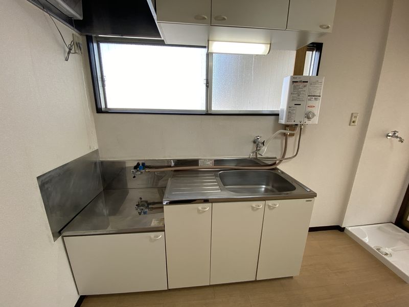 中佐津間ハイツ ※写真は別室です